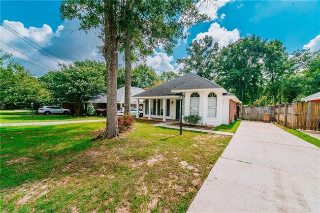 957 Wesley Ave in Mobile, AL - Building Photo - Building Photo