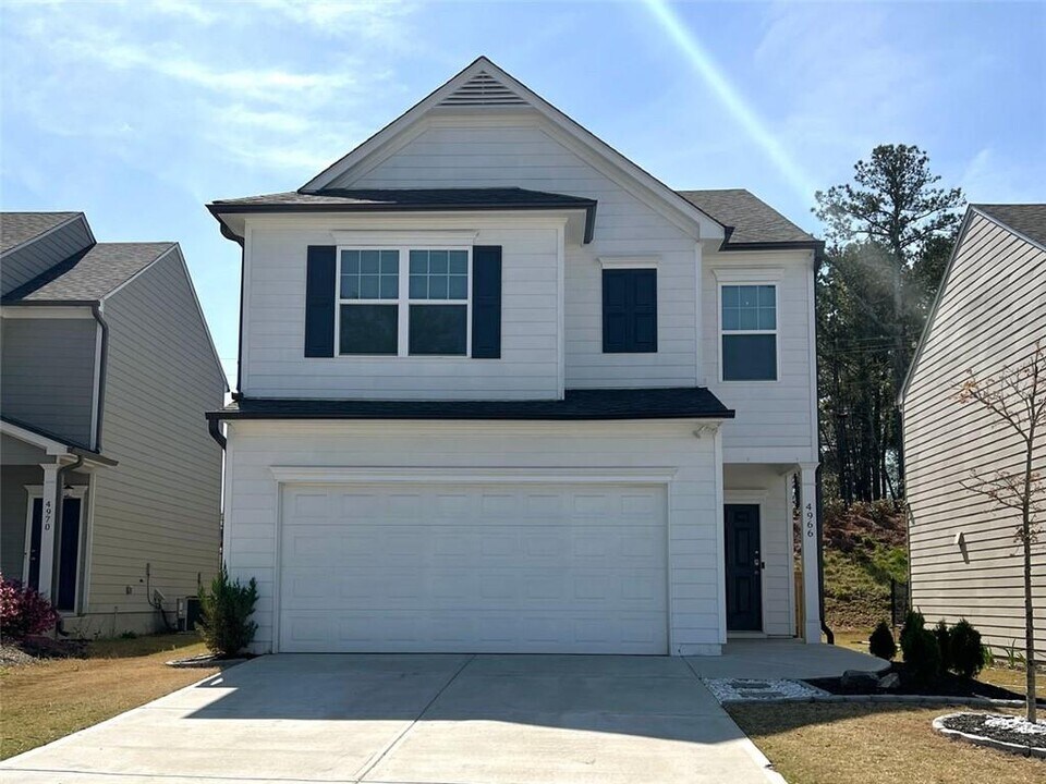 4966 Hillstone Dr in Gainesville, GA - Building Photo