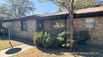 2219 26th St in Lubbock, TX - Building Photo