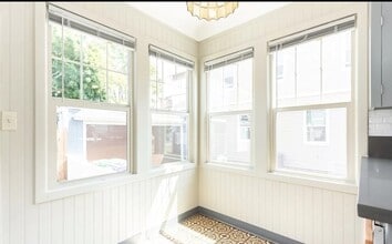 6613 N Amherst St in Portland, OR - Foto de edificio - Building Photo