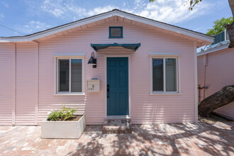 314 N Venice Blvd in Venice, CA - Building Photo - Building Photo