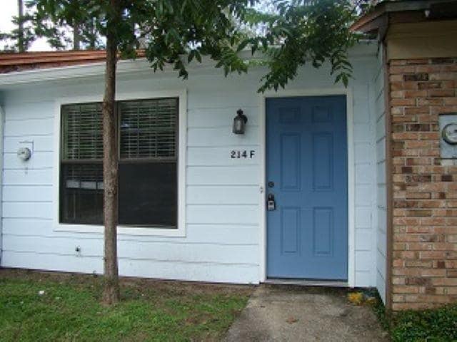 214 White Dr in Tallahassee, FL - Building Photo - Building Photo