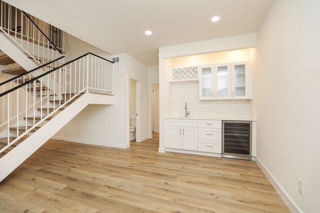 property at 1115 Augusta Dr