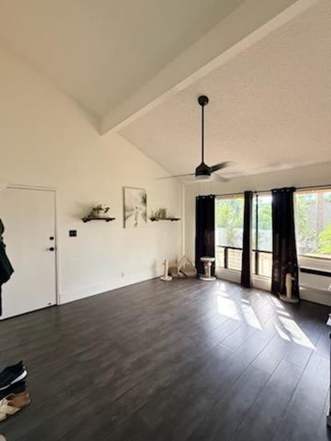 property at 15 Kulanihakoi St