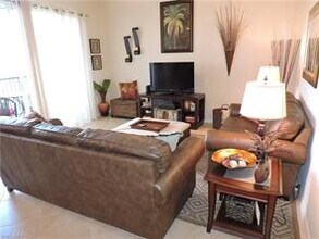 10345 Heritage Bay Blvd-Unit -2036 in Naples, FL - Building Photo - Building Photo
