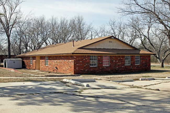 Town Oak XIII in Tecumseh, OK - Building Photo - Building Photo