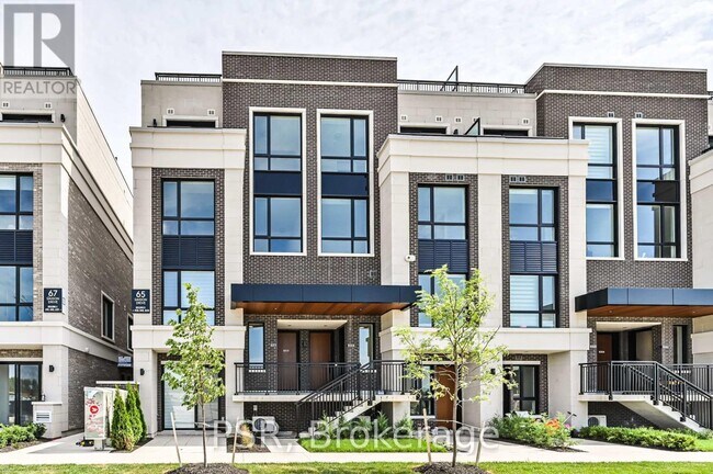 65 Saigon Dr in Richmond Hill, ON - Building Photo - Building Photo