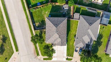 4600 Leslie Ln in Balch Springs, TX - Building Photo - Building Photo