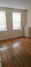 1117 Commonwealth Ave, Unit 8 in Boston, MA - Building Photo - Building Photo