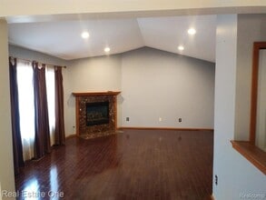 1924 Amboy St in Dearborn Heights, MI - Building Photo - Building Photo