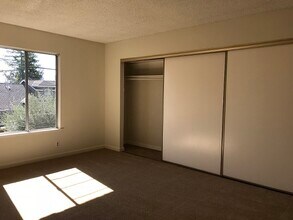 2765 Mauricia Ave, Unit B in Santa Clara, CA - Building Photo - Building Photo