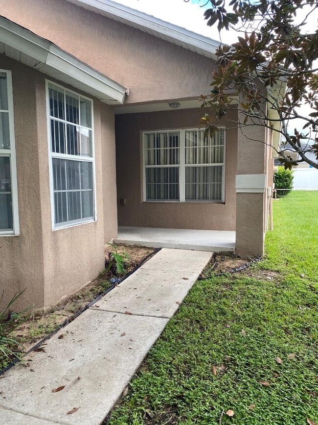 2604 Oneida Loop in Kissimmee, FL - Building Photo - Building Photo