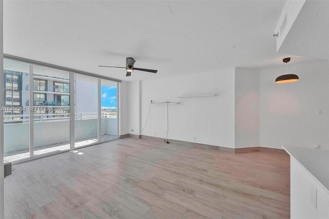 8911 Collins Ave in Surfside, FL - Building Photo - Building Photo