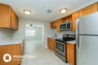 4633 Irene Loop in New Port Richey, FL - Building Photo - Building Photo