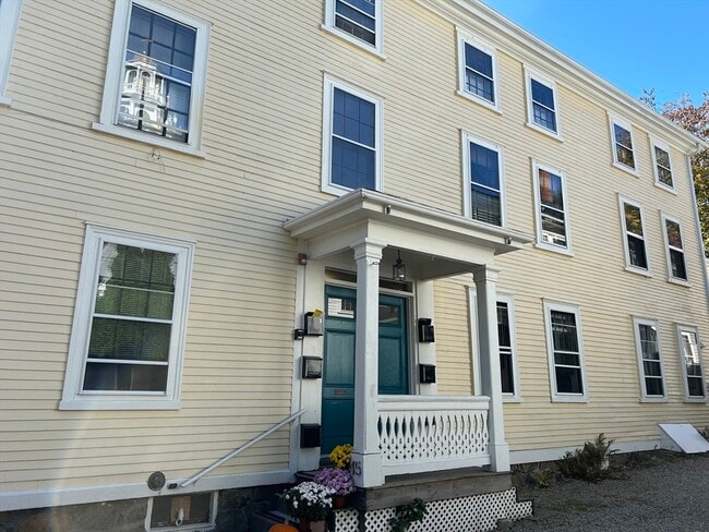 45 Washington St