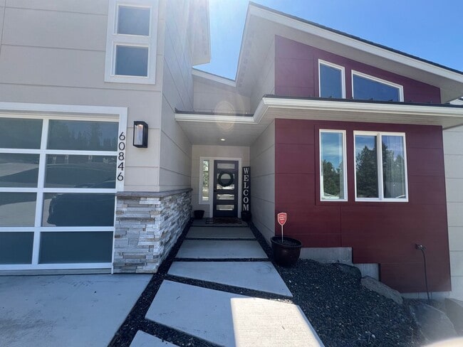 60846 Westview Dr in Nine Mile Falls, WA - Building Photo - Building Photo
