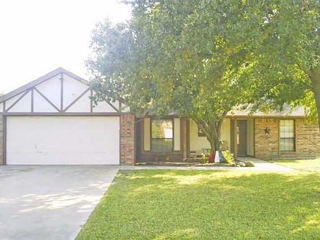 property at 2601 Boulder Dr