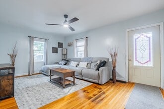 4 University Ct in Normal, IL - Building Photo - Building Photo