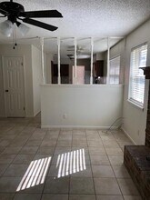 4917 S 6th St in Abilene, TX - Foto de edificio - Building Photo