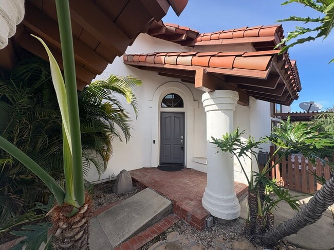 11716 Corte Sosegado in San Diego, CA - Foto de edificio - Building Photo