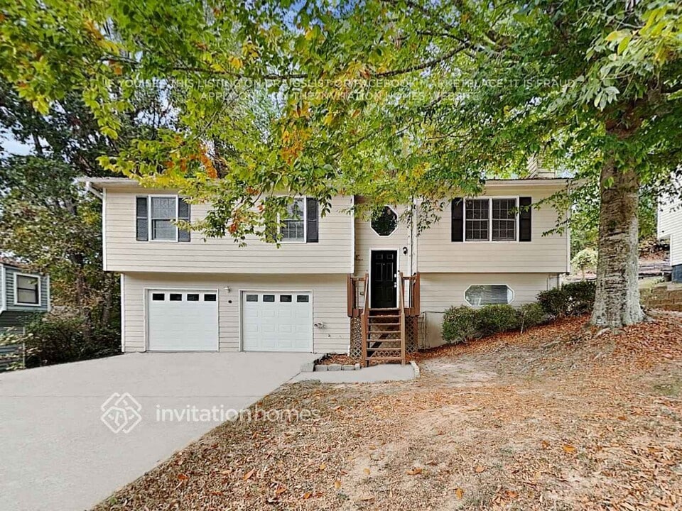 5615 Princeton Oaks Dr in Sugar Hill, GA - Building Photo