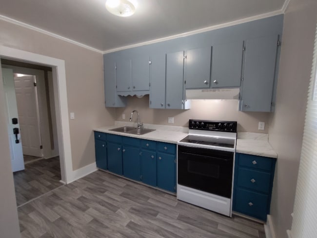 2509 Washington Ave, Unit Unit B in Victoria, VA - Building Photo - Building Photo