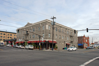 Mitchell Apartments in Portland, OR - Building Photo - Building Photo