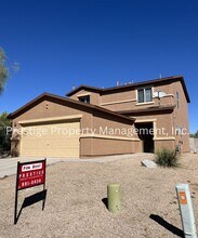 1244 W Calle Libro Del Retrato in Sahuarita, AZ - Building Photo - Building Photo