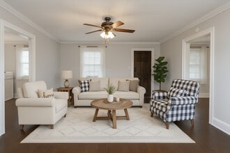 308 W Sidnor St in Alvin, TX - Building Photo - Building Photo