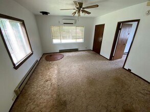 8222 Pipeline Rd E in Tacoma, WA - Building Photo - Building Photo