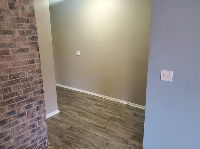 340 Woodridge Cir, Unit E in South Elgin, IL - Building Photo - Building Photo