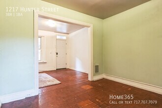 1217 Hunter St in Harrisburg, PA - Building Photo - Building Photo