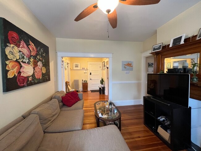 121 Liberty Rd, Unit 3 in Somerville, MA - Building Photo - Building Photo