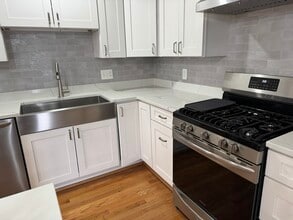 10012 Ellis Rd in Manassas, VA - Building Photo - Building Photo