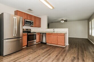 1117 Augustin Dr in Princeton, TX - Foto de edificio - Building Photo