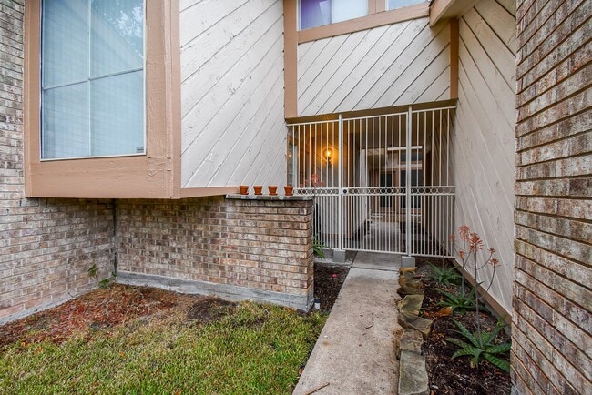 7814 Candlegreen Ln in Houston, TX - Building Photo - Building Photo