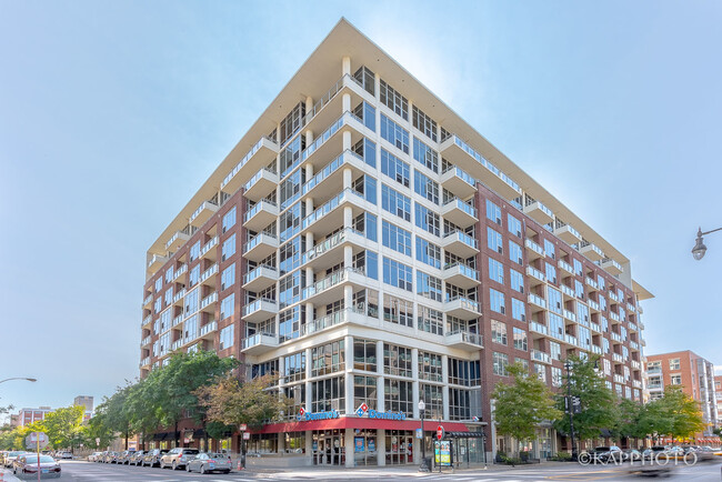 property at 901 W Madison St
