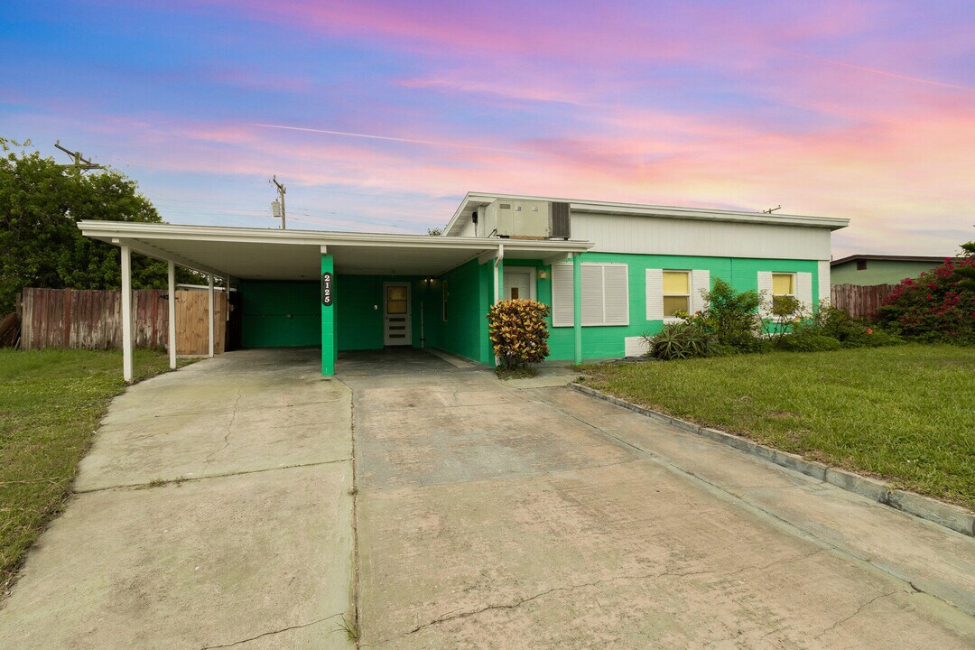 2125 Smathers Cir S in Melbourne, FL - Building Photo