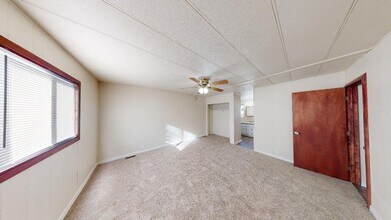 3424 Belle Vista Ct in Rapid City, SD - Building Photo - Building Photo