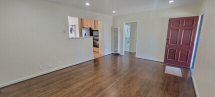 4938 Clinton Ave in Richmond, CA - Building Photo - Building Photo