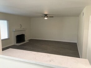 1930 E Kirkwood Ave in Orange, CA - Building Photo - Building Photo