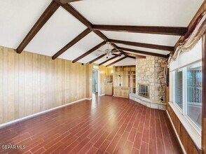 9000 Rancich St in El Paso, TX - Building Photo - Building Photo