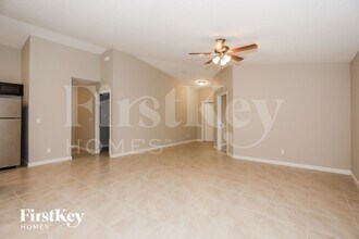 1732 SW Hilola Ln in Port St. Lucie, FL - Building Photo - Building Photo