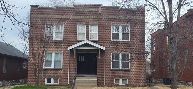 property at 5505 Louisiana Ave