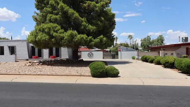 2101 E Elmwood Ln in Sierra Vista, AZ - Building Photo - Building Photo