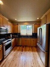 63192 Desert Sage St in Bend, OR - Building Photo - Building Photo