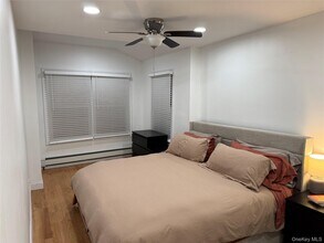 49 Ostend Rd in Island Park, NY - Building Photo - Building Photo