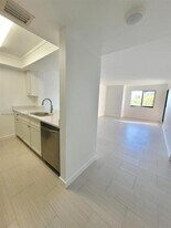 10001 W Atlantic Blvd, Unit 10001 W Atlantic Blvd in Coral Springs, FL - Building Photo
