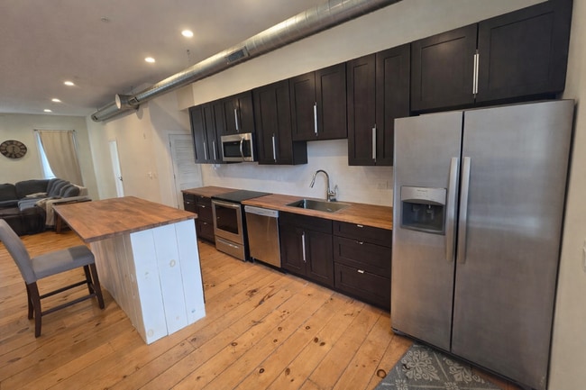 1929 S 17th St in Philadelphia, PA - Building Photo - Building Photo