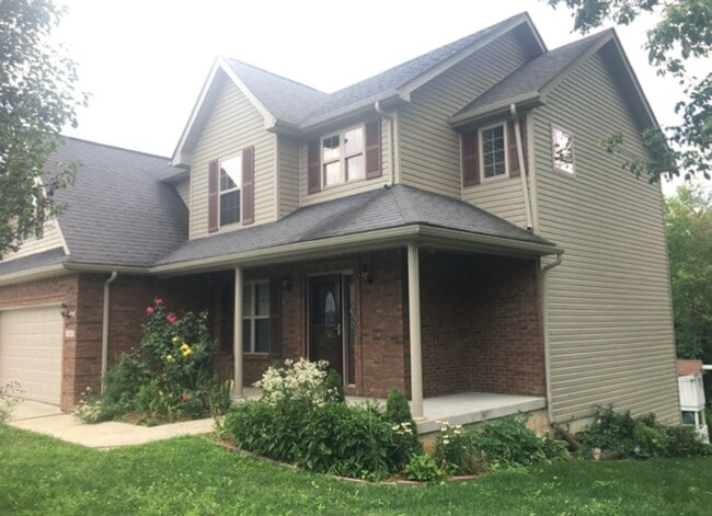property at 100 Twin Lakes Dr